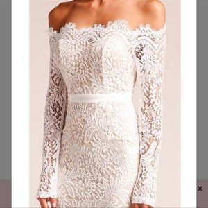 White lace dress- NEVER WORN!